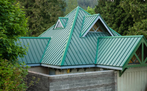 Best Asphalt Shingles Roofing  in Carlton, OR