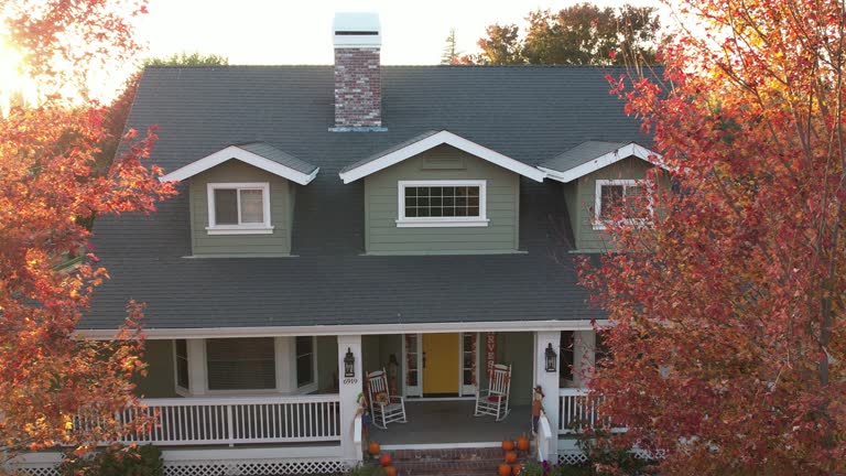 Fast & Reliable Emergency Roof Repairs in Carlton, OR